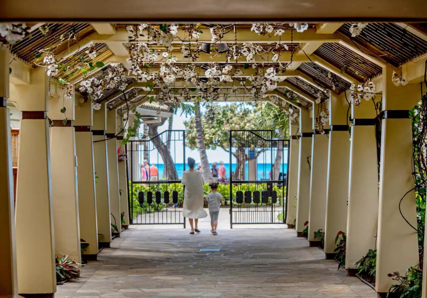 Luxury Oceanfront 2 Bedroom Apartment At Waikiki Beach Tower Honolulu Bagian luar foto