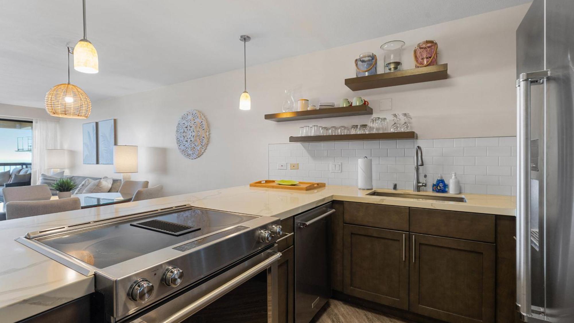 Luxury Oceanfront 2 Bedroom Apartment At Waikiki Beach Tower Honolulu Bagian luar foto