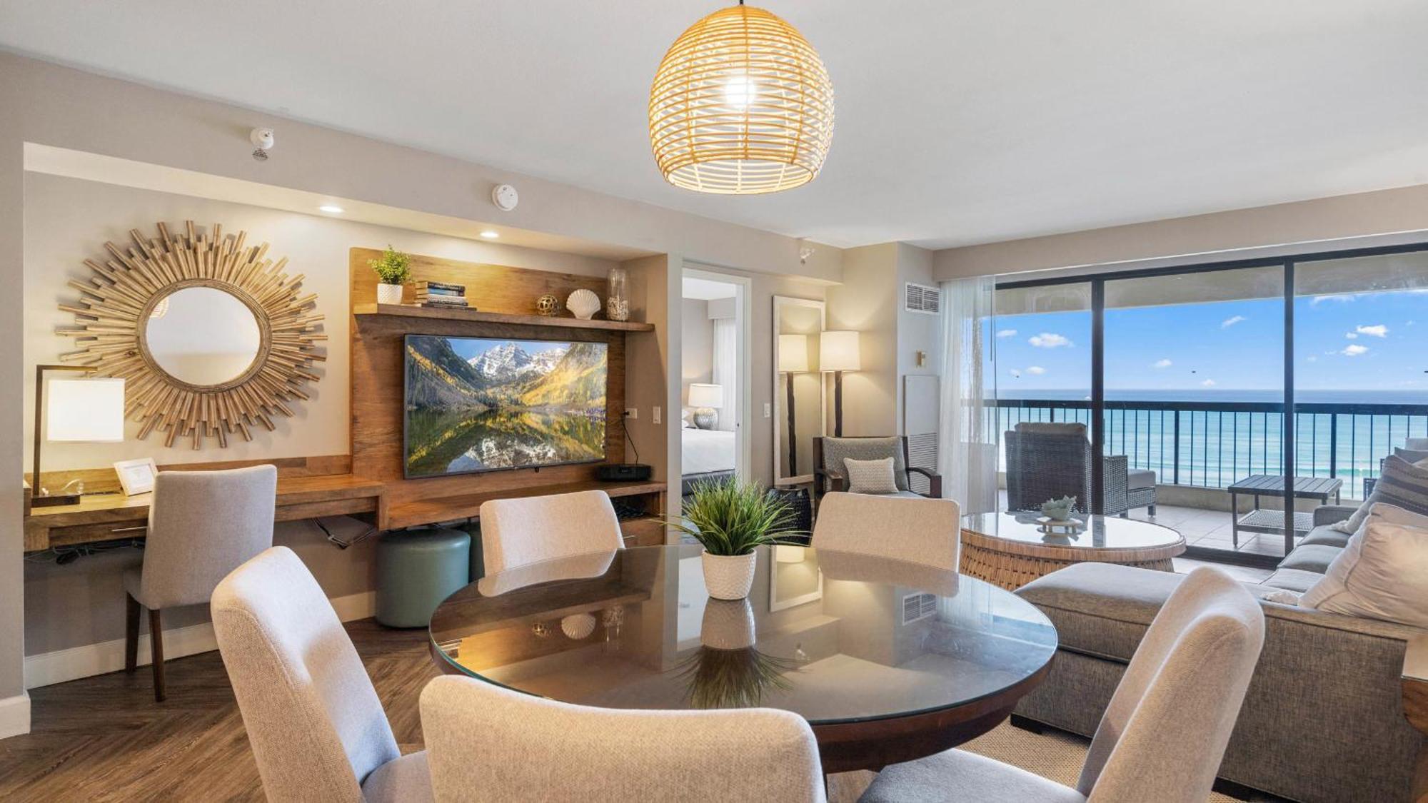 Luxury Oceanfront 2 Bedroom Apartment At Waikiki Beach Tower Honolulu Bagian luar foto